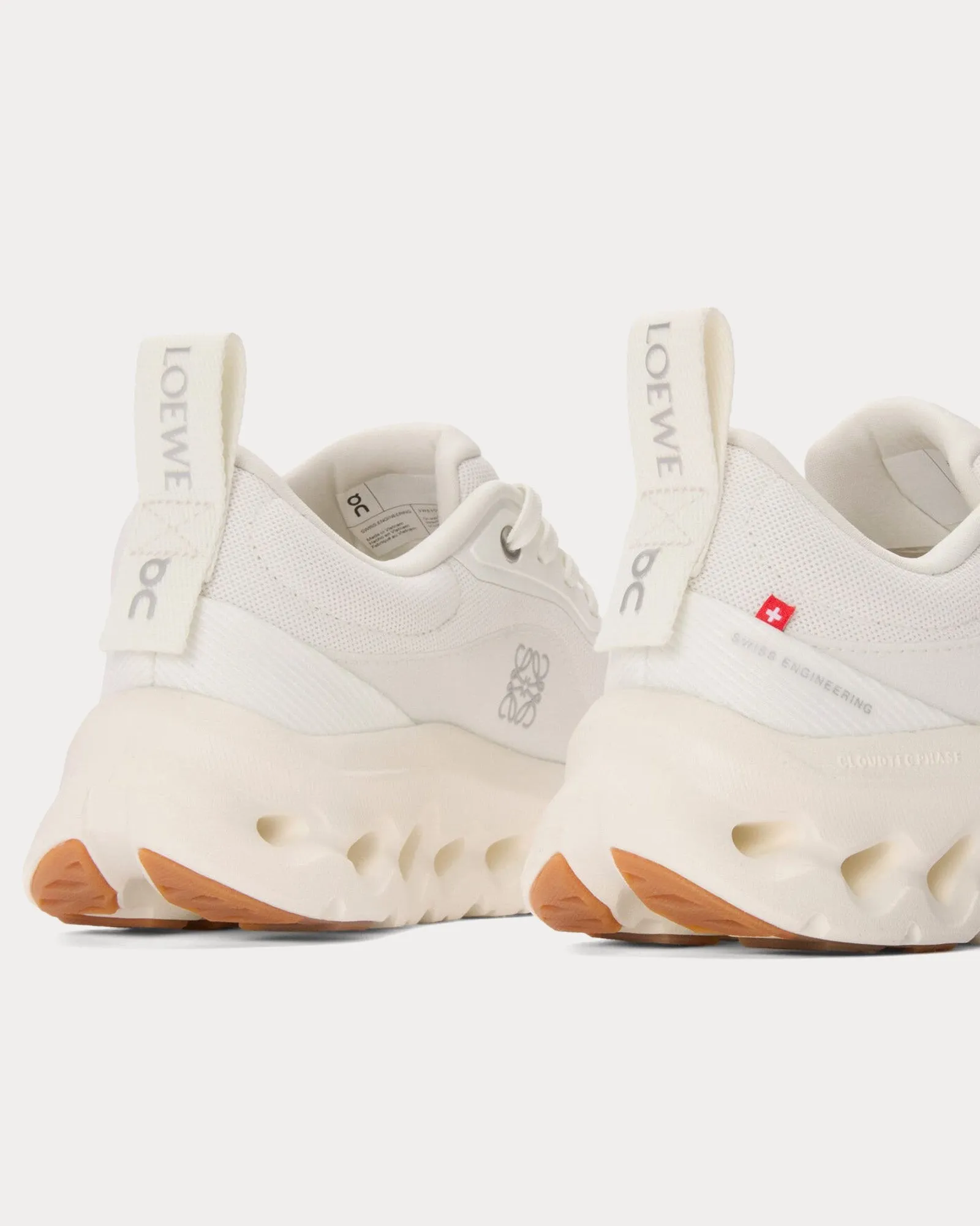Cloudtilt 2.0 All White Running Shoes