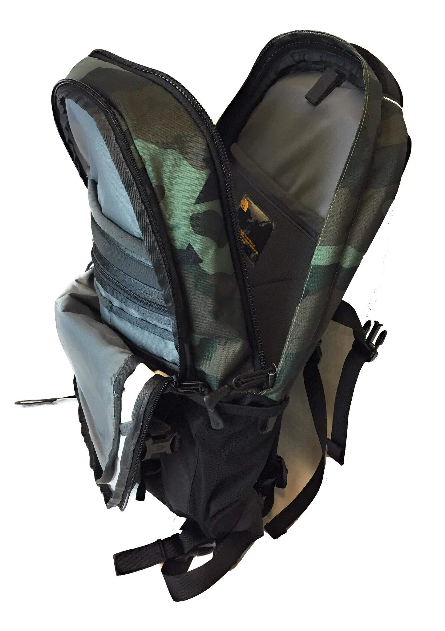 The North Face Borealis Unisex Outdoor Backpack, Olive Green Camo (Bright Olive Green Camo)
